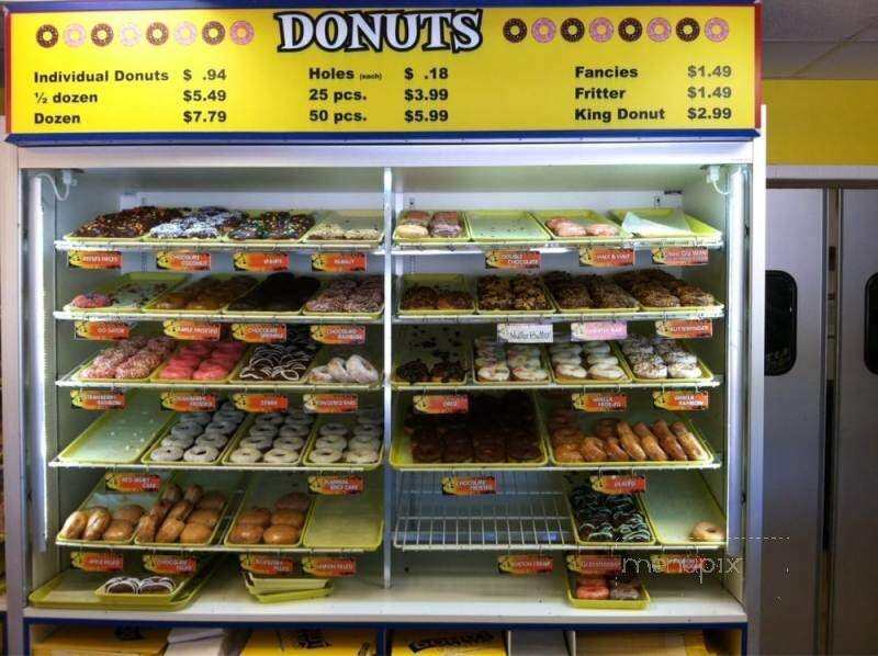 Donut King - Minneola, FL