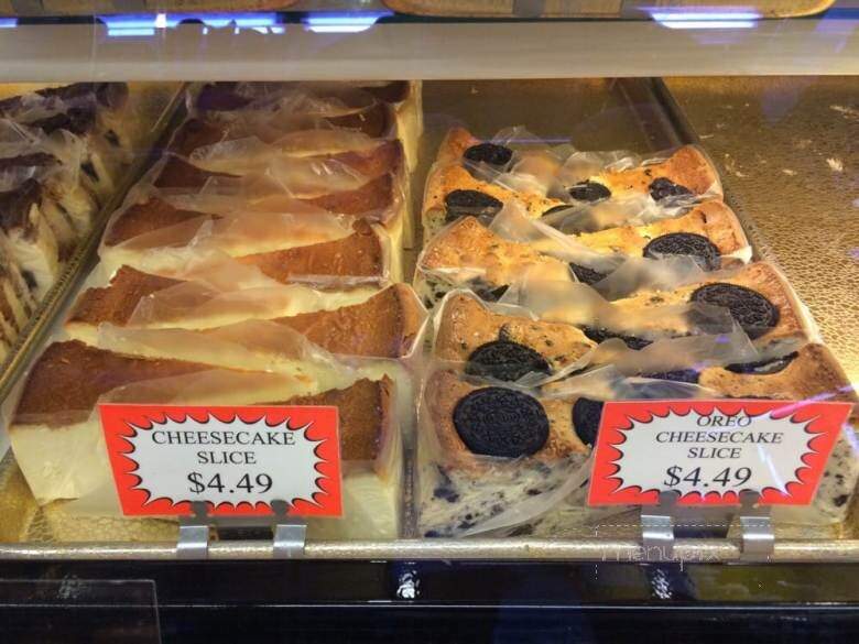 Doris Italian Market & Bakery - Boca Raton, FL