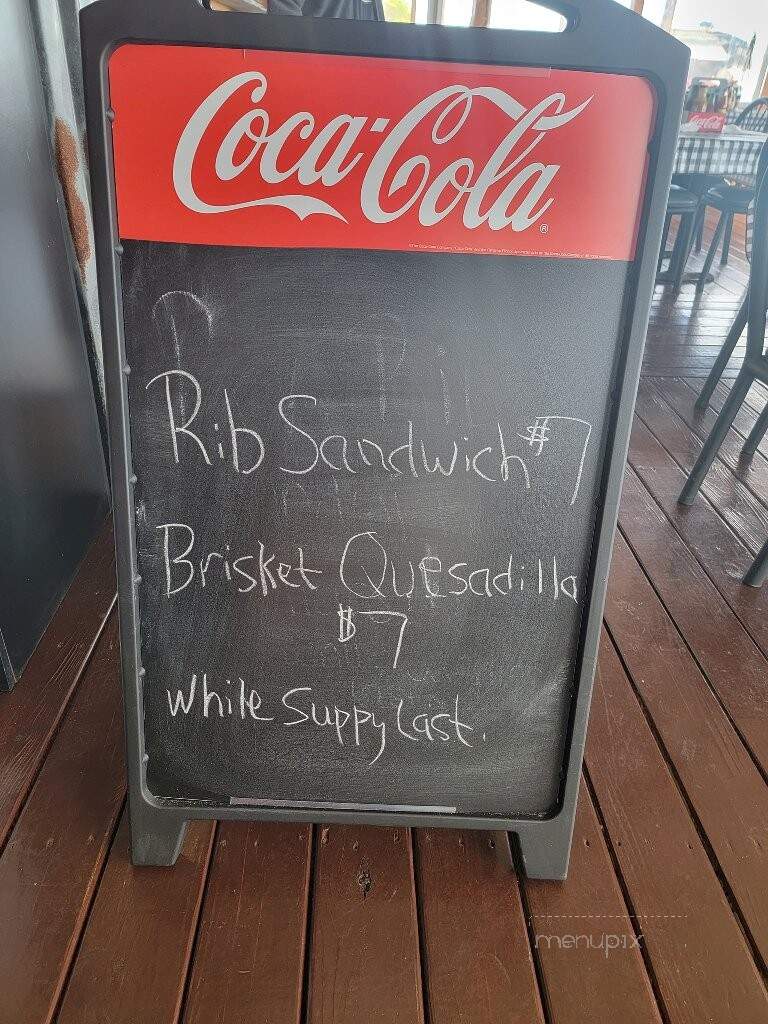 Brag-N-Bones BBQ - Eastpoint, FL