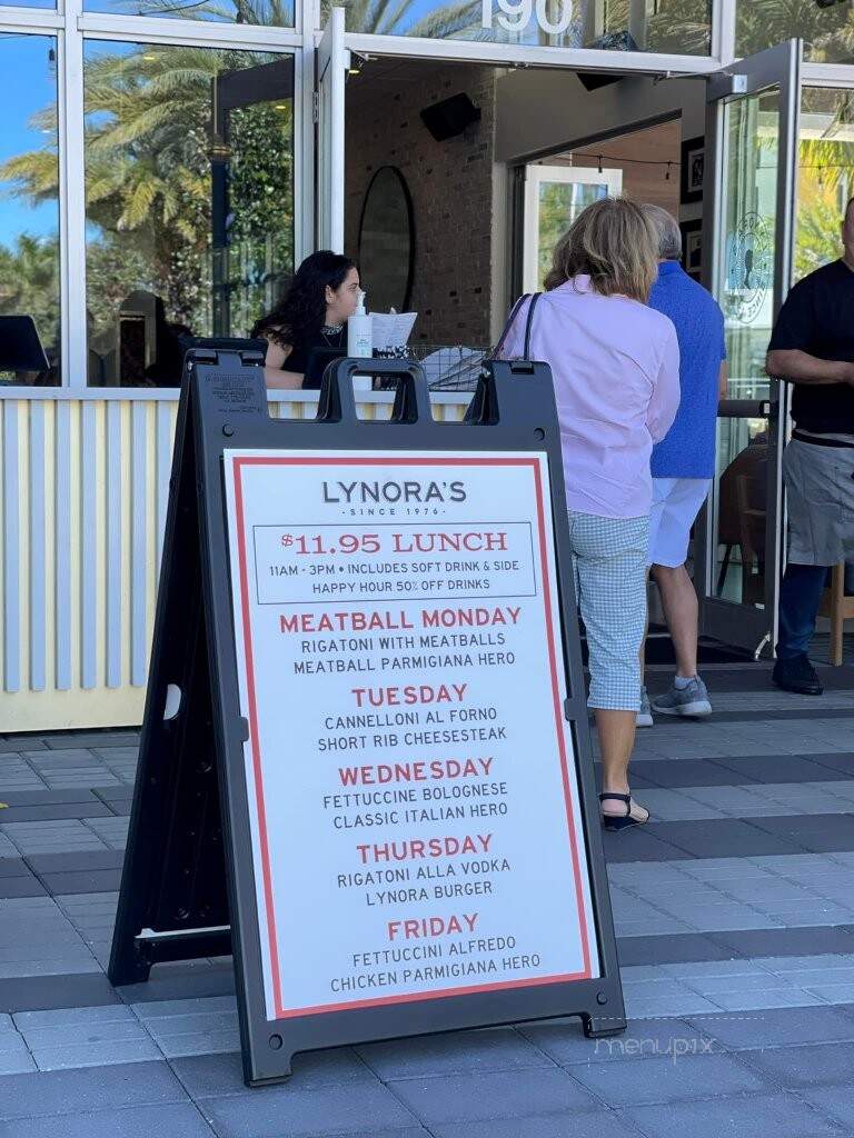 Lynoras Boca Raton - Boca Raton, FL