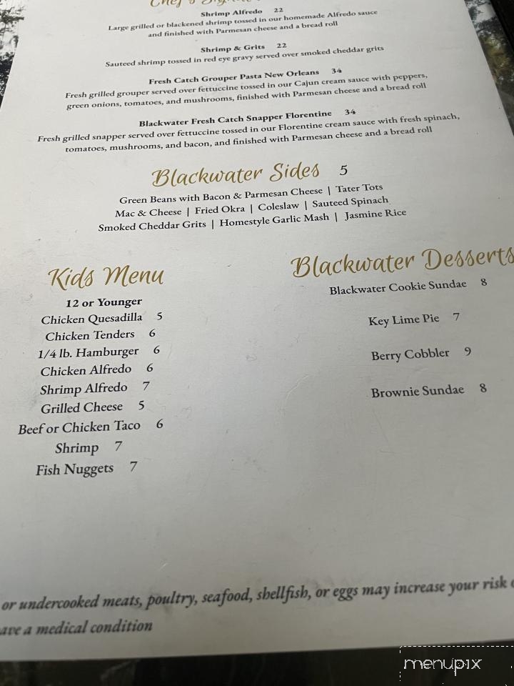 Blackwater Restaurant - Yankeetown, FL